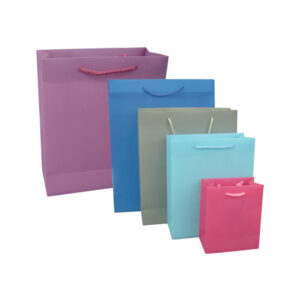 Πλαστική μονόχρωμη σακούλα τσάντα δώρου 45x32cm [11401078] - 12 τεμ.